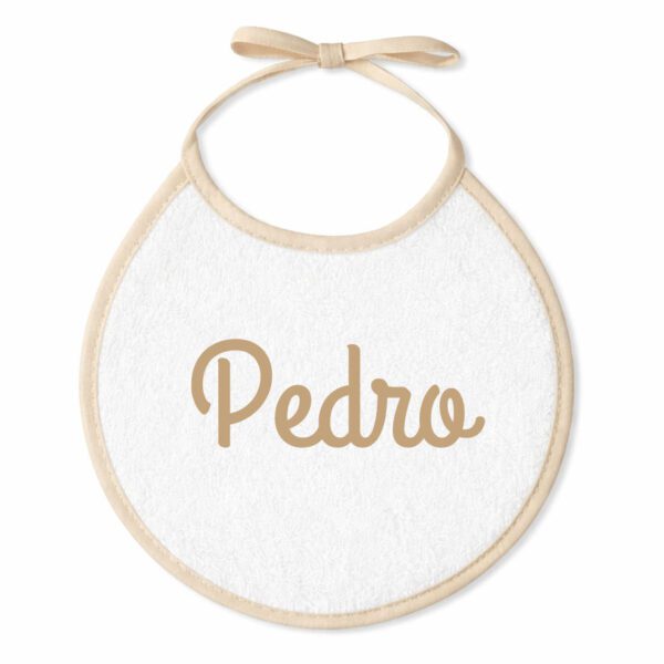 babero con nombre