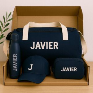 Pack deportivo personalizado con bolsa, botella, gorra y neceser